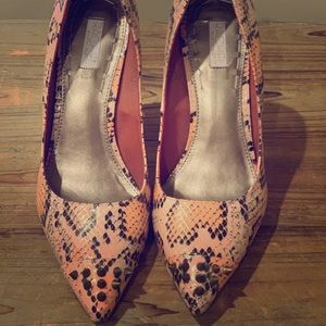 Snake skin patterned Heels